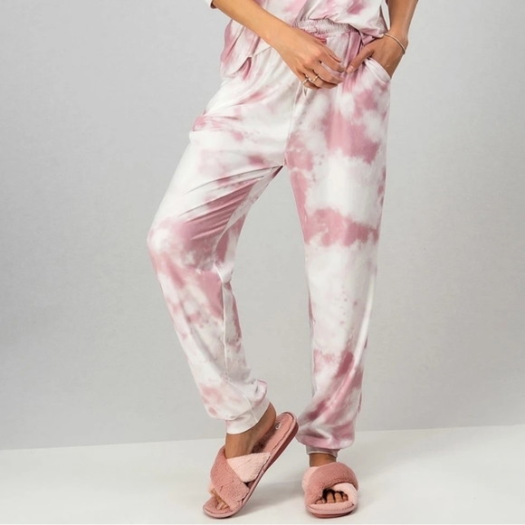 Tie dye Loungewear top and bottom set - Picture 3 of 5